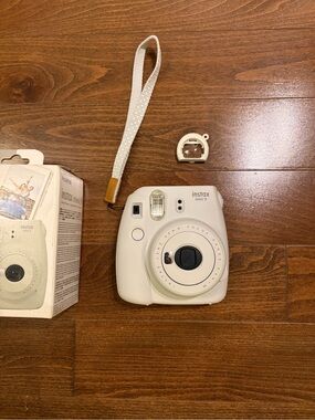 Fujifilm instax mini 9 Instant Camera — grey